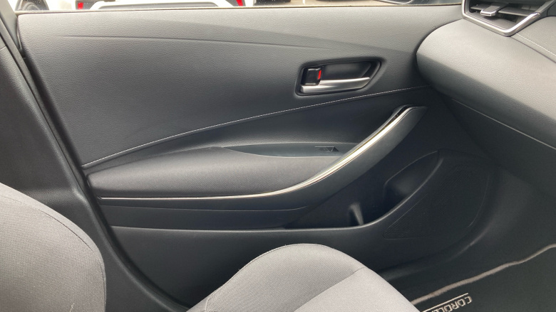 Toyota Corolla 1.8 VVT-i Hybrid Icon Tech 5dr CVT Hybrid Estate